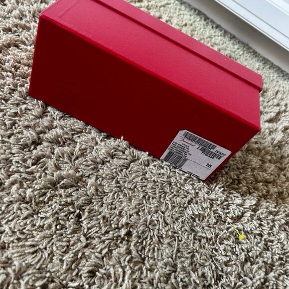 Empty Baccarat Red Storage Gift Box for a Vase with Foam Insert 100% Authentic - Picture 6 of 10